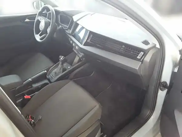 AUDI A1 SPORTBACK (8/10)