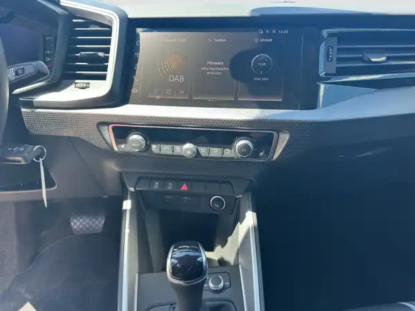AUDI A1 SPORTBACK (12/17)
