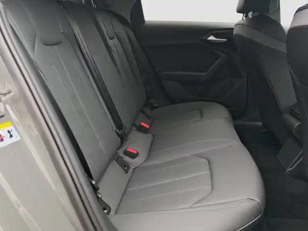 AUDI A1 SPORTBACK (15/16)