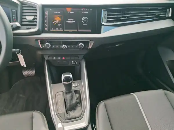 AUDI A1 SPORTBACK (12/17)