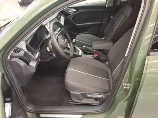 AUDI A1 SPORTBACK (4/4)