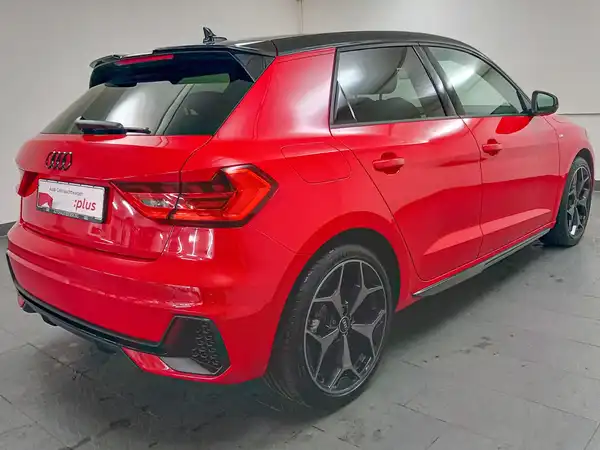 AUDI A1 SPORTBACK (5/19)