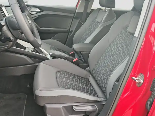 AUDI A1 SPORTBACK (8/16)