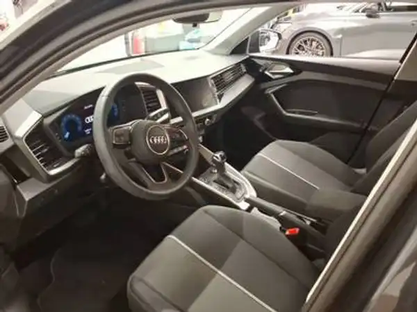 AUDI A1 SPORTBACK (5/5)