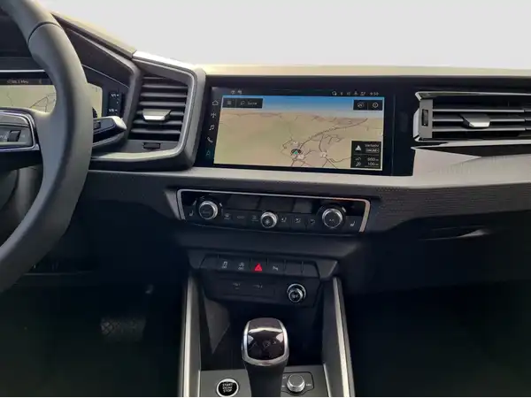 AUDI A1 SPORTBACK (12/16)