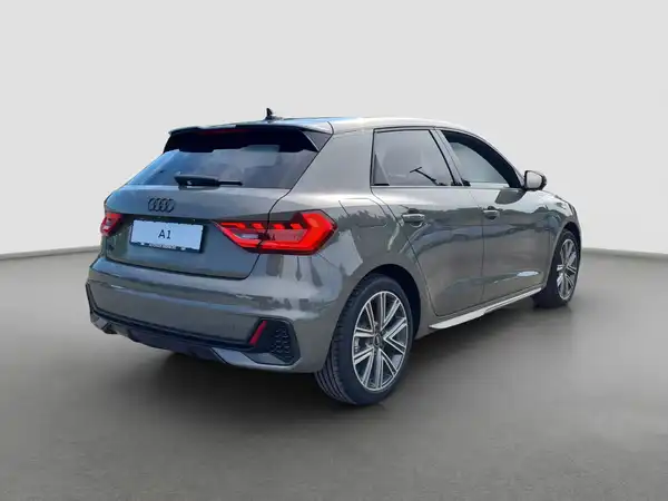 AUDI A1 SPORTBACK (5/16)