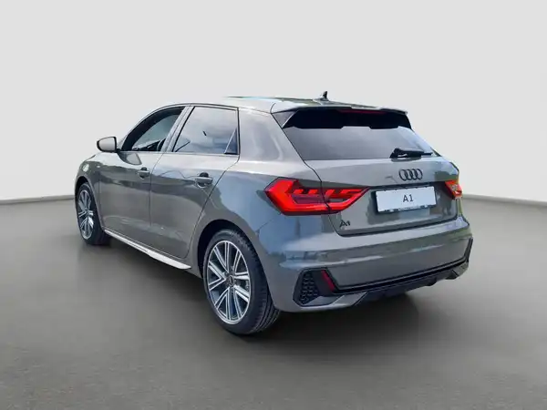 AUDI A1 SPORTBACK (7/16)