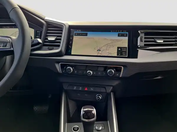 AUDI A1 SPORTBACK (12/16)