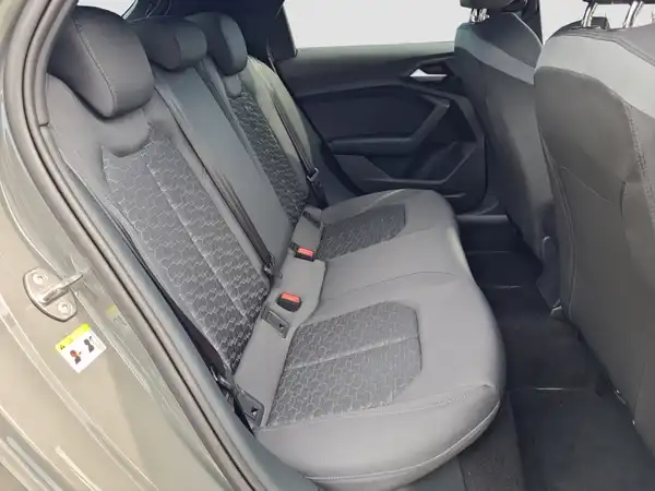 AUDI A1 SPORTBACK (15/16)