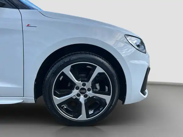 AUDI A1 SPORTBACK (16/16)
