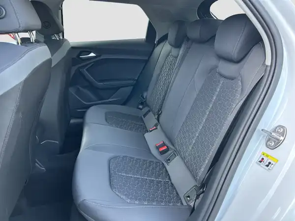 AUDI A1 SPORTBACK (9/16)