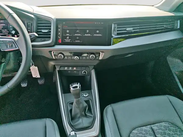 AUDI A1 SPORTBACK (12/16)