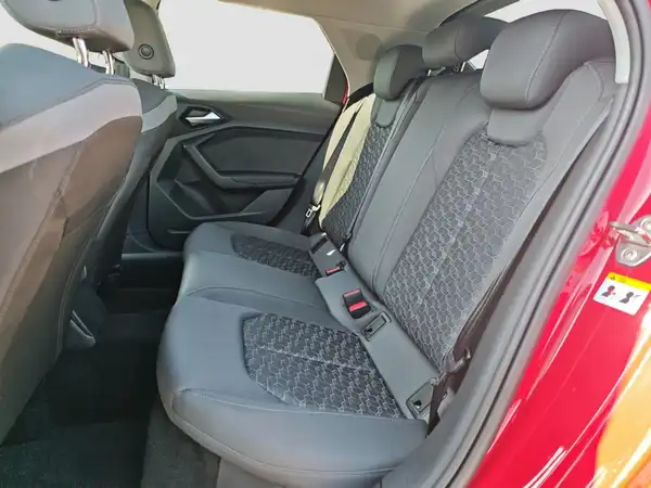 AUDI A1 SPORTBACK (9/16)