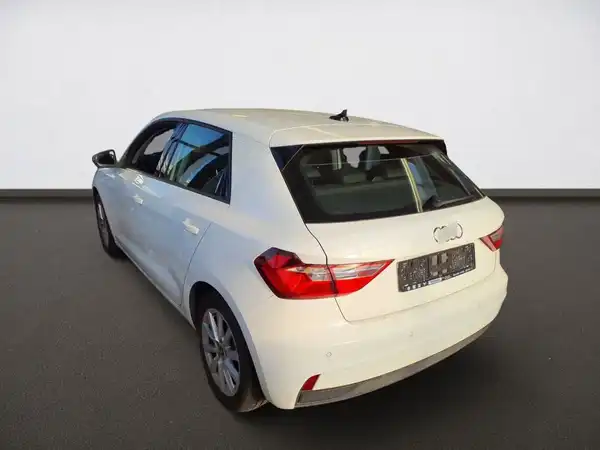 AUDI A1 SPORTBACK (4/10)