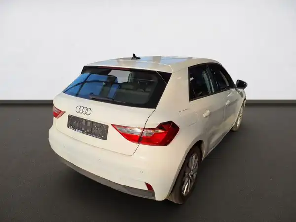 AUDI A1 SPORTBACK (5/10)
