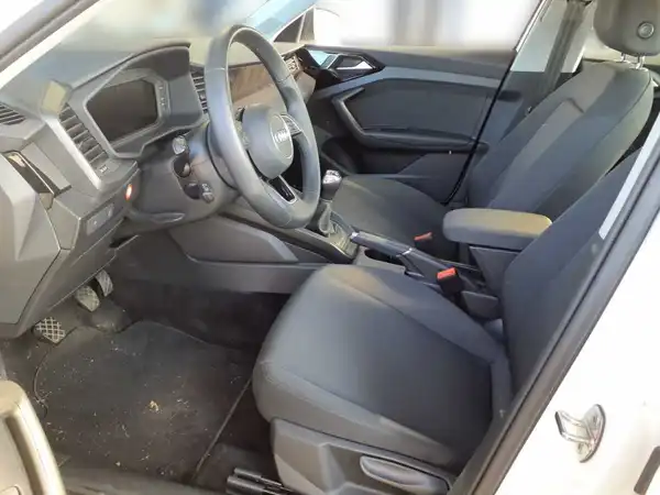 AUDI A1 SPORTBACK (6/10)