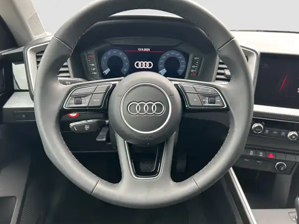 AUDI A1 SPORTBACK (11/16)