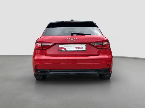 AUDI A1 SPORTBACK (6/16)