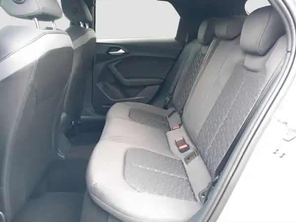 AUDI A1 SPORTBACK (9/16)