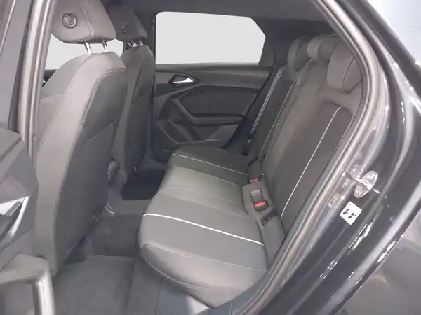 AUDI A1 SPORTBACK (9/17)