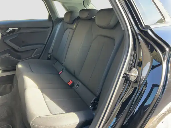 AUDI A3 SPORTBACK (9/16)