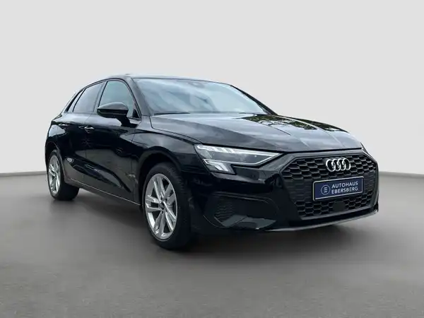 AUDI A3 SPORTBACK (4/16)