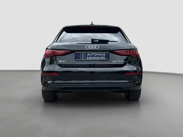 AUDI A3 SPORTBACK (6/16)