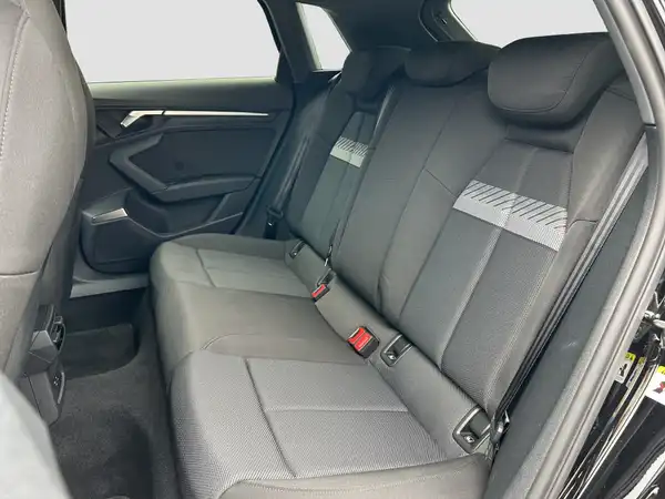 AUDI A3 SPORTBACK (9/16)