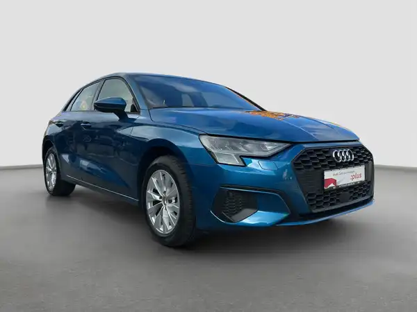 AUDI A3 SPORTBACK (4/15)