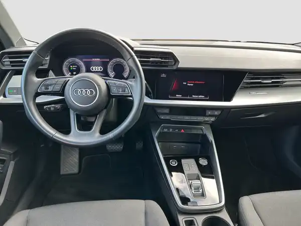 AUDI A3 SPORTBACK (10/15)
