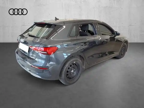 AUDI A3 SPORTBACK (3/4)