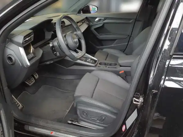 AUDI A3 SPORTBACK (6/10)