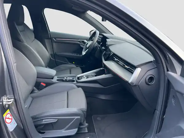 AUDI A3 SPORTBACK (14/16)