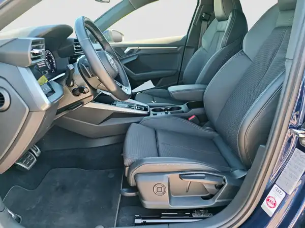 AUDI A3 SPORTBACK (8/17)