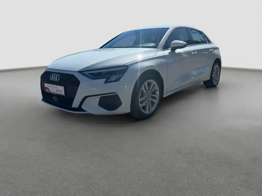 AUDI A3 SPORTBACK (1/17)