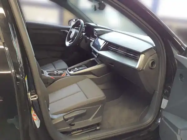 AUDI A3 SPORTBACK (8/8)