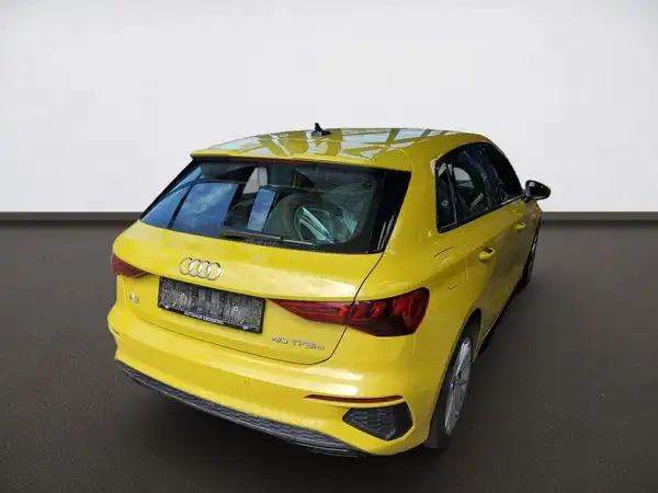 AUDI A3 SPORTBACK (3/4)