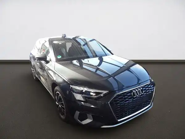 AUDI A3 SPORTBACK (3/9)
