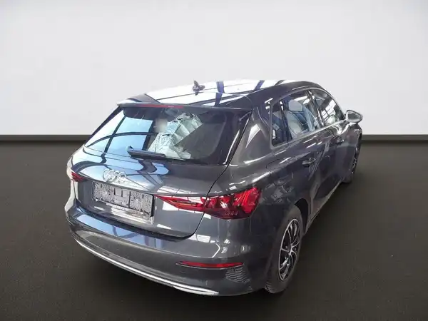 AUDI A3 SPORTBACK (4/9)