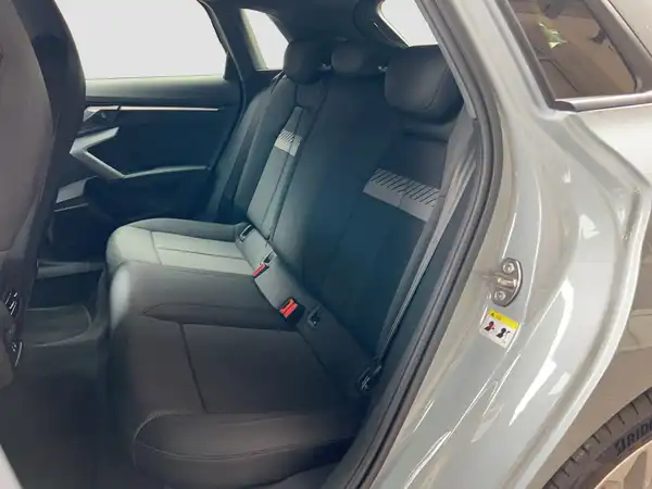 AUDI A3 SPORTBACK (9/16)