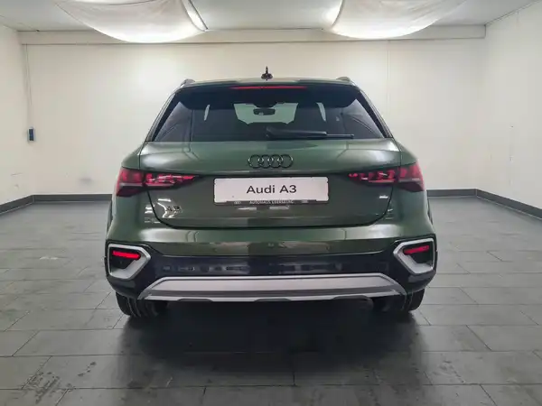 AUDI A3 ALLSTREET (6/18)