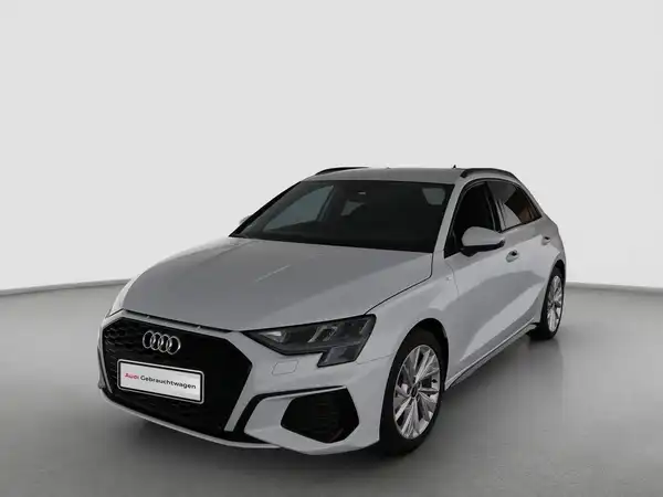 AUDI A3 SPORTBACK (1/4)