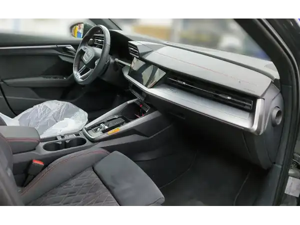 AUDI A3 SPORTBACK (3/3)