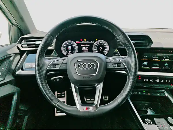 AUDI A3 SPORTBACK (11/16)