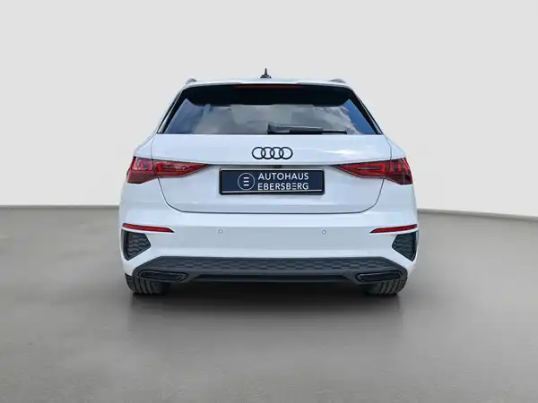 AUDI A3 SPORTBACK (6/16)