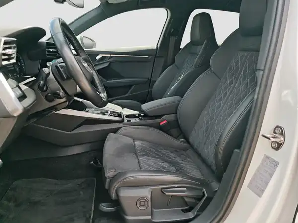 AUDI A3 SPORTBACK (8/16)