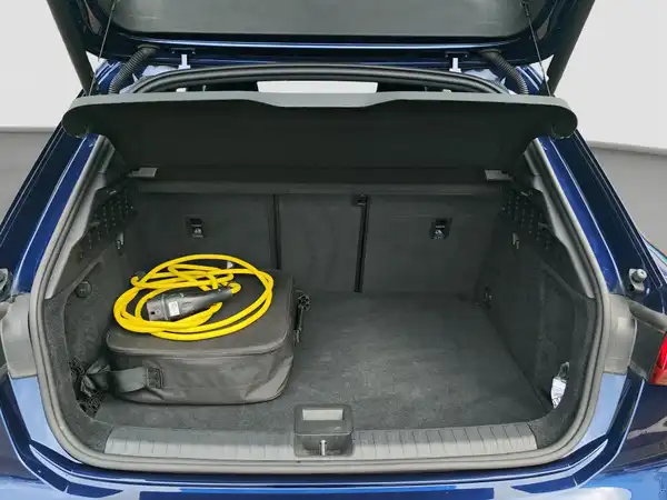 AUDI A3 SPORTBACK (13/16)