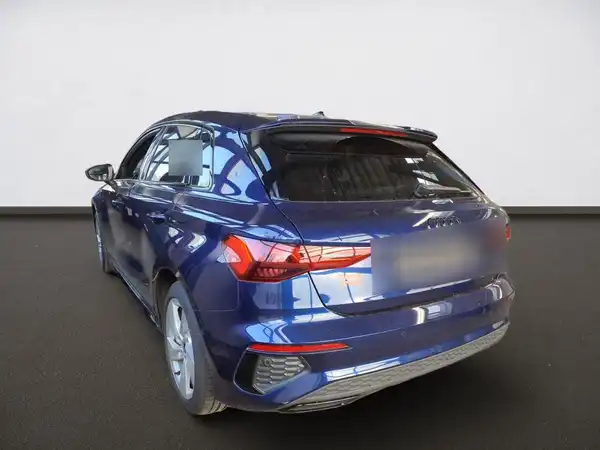 AUDI A3 SPORTBACK (4/7)