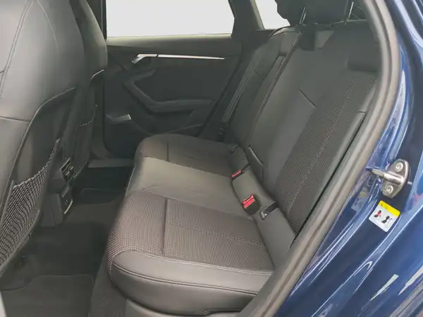 AUDI A3 SPORTBACK (9/16)