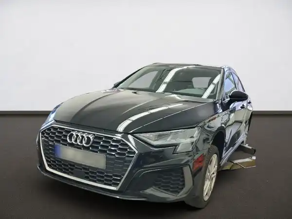 AUDI A3 SPORTBACK (1/3)